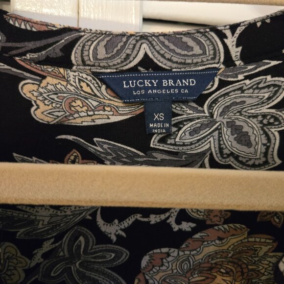 Lucky Brand Black Floral Top - Sixe XS - Picture 2 of 4